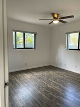 837 NW 41st St-Unit -A in Fort Lauderdale, FL - Foto de edificio - Building Photo