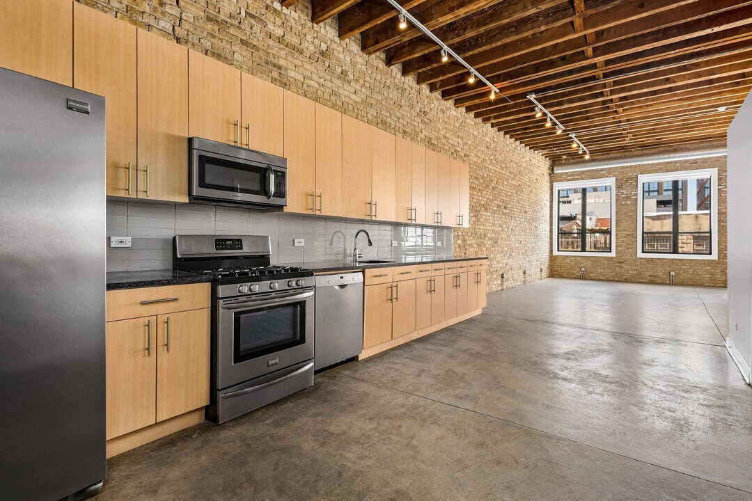 945 W Fulton Market Apartments in Chicago, IL - Foto de edificio
