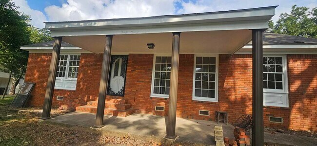 3038 Chaucer Ln in Bartlett, TN - Building Photo - Building Photo
