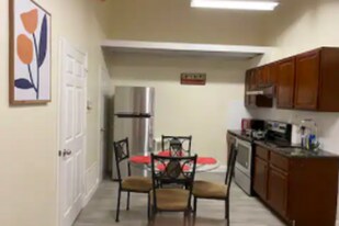 763 S 13th St in Philadelphia, PA - Building Photo