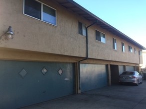 637 Memorial Way in Hayward, CA - Foto de edificio - Building Photo