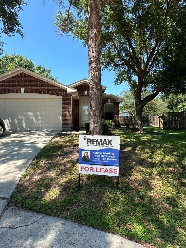 property at 15606 Manorford Ct