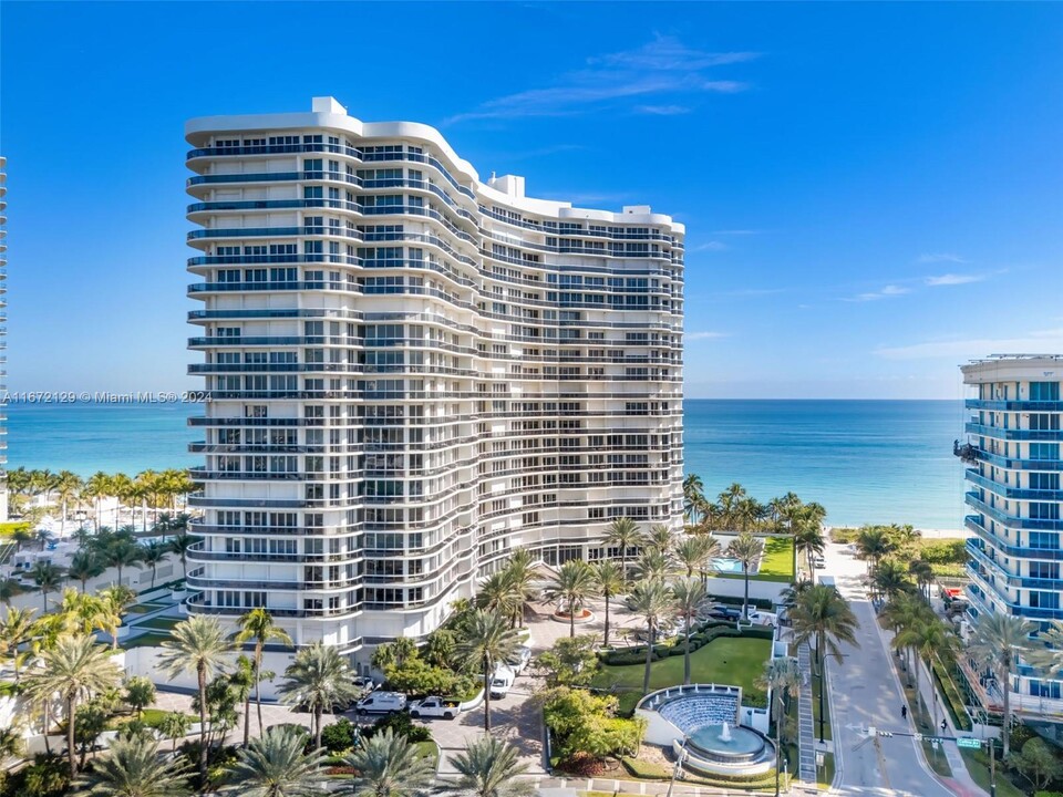 9601 Collins Ave in Bal Harbour, FL - Building Photo