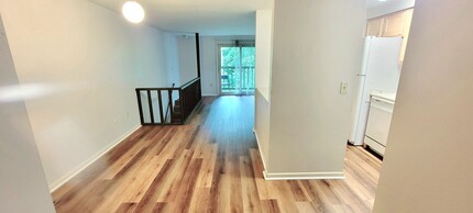 2024 Summit St in Columbus, OH - Building Photo - Building Photo