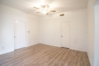 1911 21st St in Lubbock, TX - Building Photo - Building Photo