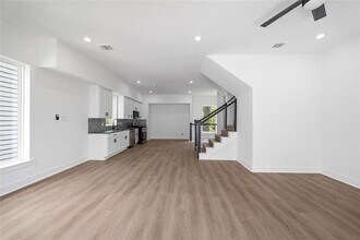 1046 Marjorie St in Houston, TX - Building Photo - Building Photo