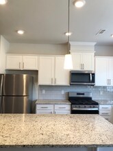 825 Falls Grove Trl in High Point, NC - Building Photo - Building Photo