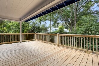 4128 Idywood Ave in Moss Point, MS - Building Photo - Building Photo