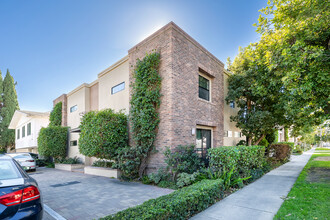 Luxe East in Los Angeles, CA - Building Photo - Building Photo