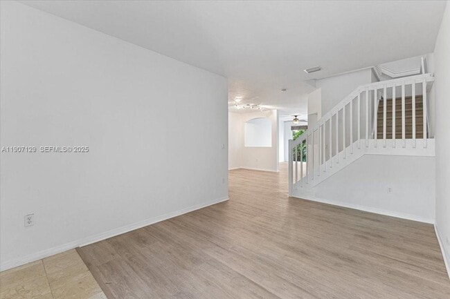 12482 SW 122nd St in Miami, FL - Building Photo - Building Photo