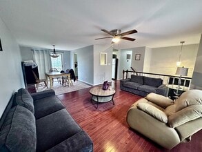 10612 Holleybrooke Dr in Spotsylvania, VA - Foto de edificio - Building Photo