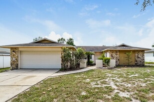 8564 Cedar Cove Dr in Orlando, FL - Building Photo