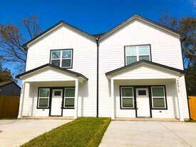 4913 Southwind St in Houston, TX - Building Photo