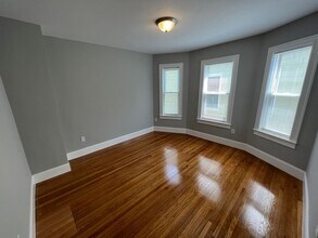 366 Highland Ave in Somerville, MA - Building Photo - Building Photo