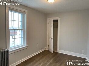 200 Congress Ave, Unit 3 in Chelsea, MA - Foto de edificio - Building Photo