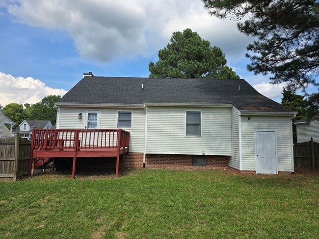 7406 Pineleaf Dr in Richmond, VA - Building Photo - Building Photo