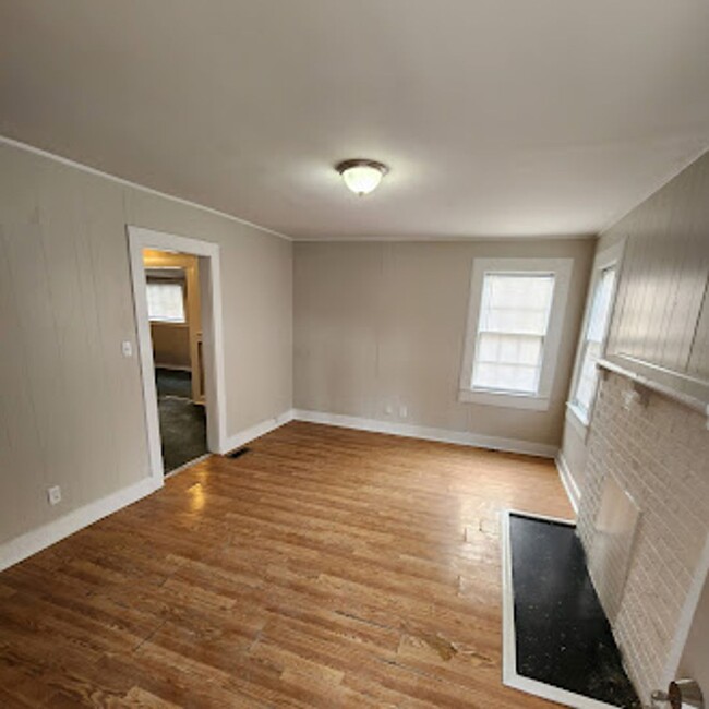 511 Campbell St in Florence, AL - Foto de edificio - Building Photo