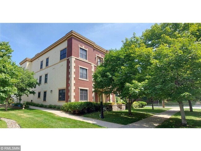 625 Dayton Ave in St. Paul, MN - Building Photo - Building Photo