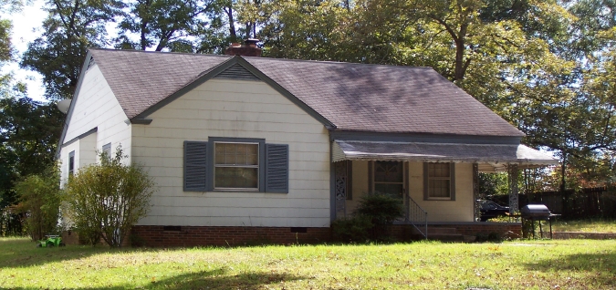 137 White Oak Rd in Spartanburg, SC - Building Photo