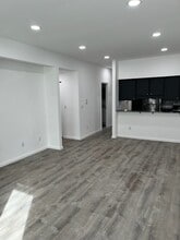 303 Hudson Ave, Unit 2 in Albany, NY - Building Photo - Building Photo