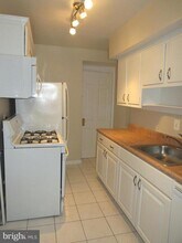 121 E Glendale Ave in Alexandria, VA - Building Photo - Building Photo