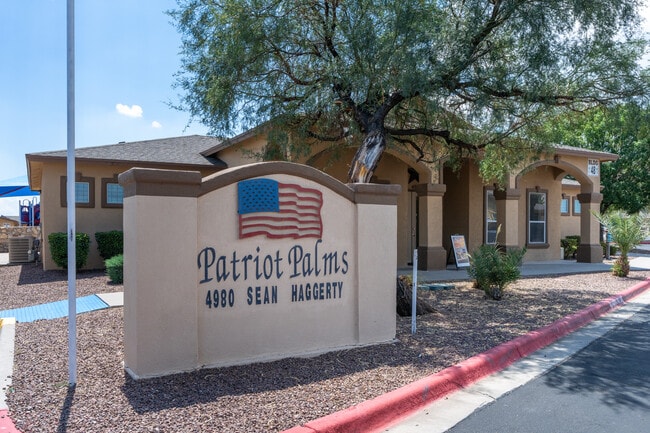Patriot Palms in El Paso, TX - Building Photo - Building Photo