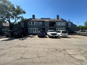 9696 Walnut St in Dallas, TX - Building Photo - Building Photo