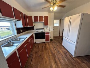 13504 W Taylor Rd in Cheney, WA - Building Photo - Building Photo