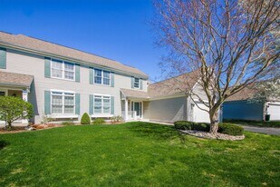 7914 Kilmory Cir in Portage, MI - Building Photo