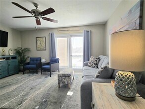 3303 Prince Edward Island Cir in Ft. Myers, FL - Building Photo - Building Photo