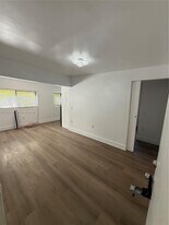 5451 NW 6th Ave in Miami, FL - Building Photo