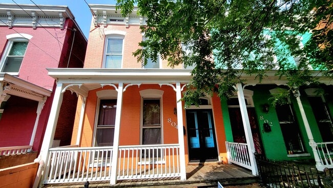 property at 802 W Marshall St