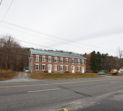 1628 Columbia Tpke in Castleton, NY - Building Photo - Building Photo