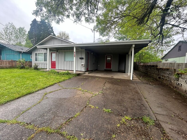 2120 Hayes St in Eugene, OR - Building Photo - Building Photo