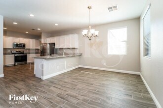 251 N Sunrise in Mesa, AZ - Foto de edificio - Building Photo