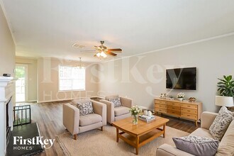 4815 Bob White Run in Stonecrest, GA - Building Photo - Building Photo