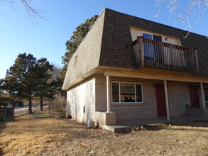 1701 Erin Ct, Unit 4 in Fort Collins, CO - Building Photo - Building Photo