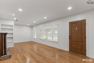 2409 Martin St in Wichita Falls, TX - Building Photo - Building Photo