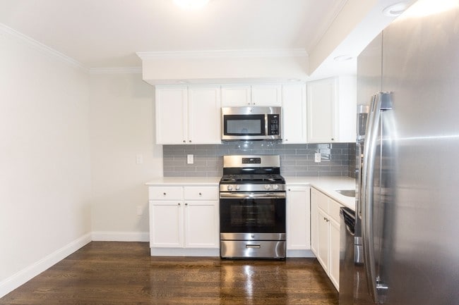 2597 Washington St, Unit 1 in Boston, MA - Building Photo - Building Photo