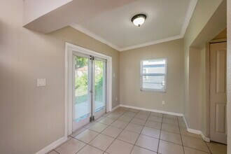 259 NW 30th Ave in Fort Lauderdale, FL - Foto de edificio - Building Photo