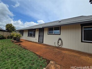 95-340-340 Makulu Pl in Mililani, HI - Building Photo - Building Photo