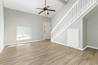 1176 Oregon Ave in Beaumont, TX - Building Photo - Building Photo