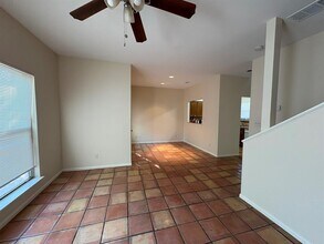 1504 Cinnamon Path in Austin, TX - Building Photo - Building Photo
