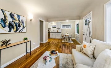 5606 25th Ave SW in Seattle, WA - Building Photo - Building Photo