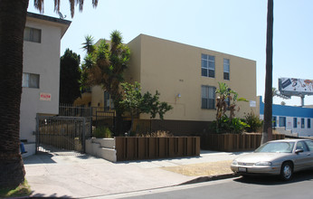 984 S Westmoreland Ave in Los Angeles, CA - Building Photo - Building Photo