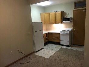 Garden Apartments in Baraboo, WI - Building Photo - Building Photo