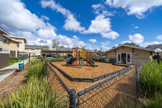 1466 Bonair Rd, Unit 00 in Vista, CA - Building Photo - Building Photo