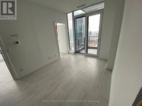 55-2955 Mercer St in Toronto, ON - Building Photo - Building Photo
