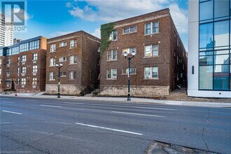 285 King St W in Hamilton, ON - Building Photo - Building Photo