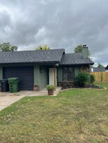 922 Turtle Creek Dr, Unit 922 in Rogers, AR - Building Photo